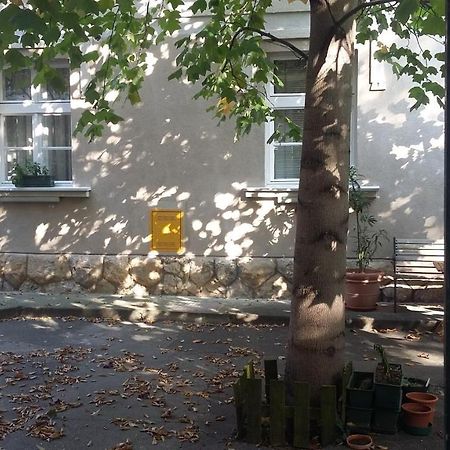 Studio Apartment - Green Door ซาเกร็บ ภายนอก รูปภาพ