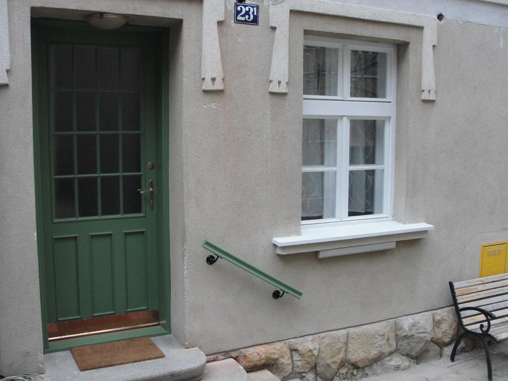 Studio Apartment - Green Door ซาเกร็บ ภายนอก รูปภาพ
