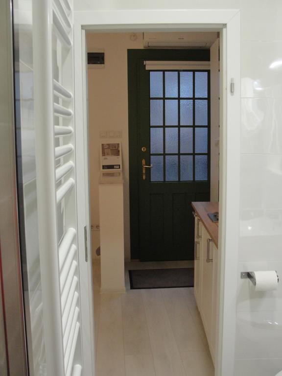 Studio Apartment - Green Door ซาเกร็บ ภายนอก รูปภาพ